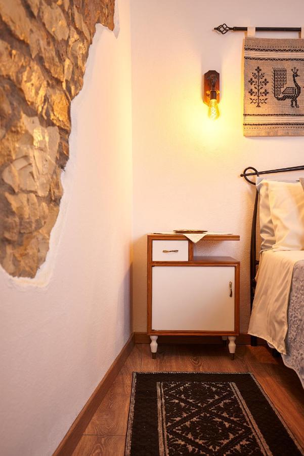 Al Vicolo VI Bed and Breakfast Sardara Buitenkant foto